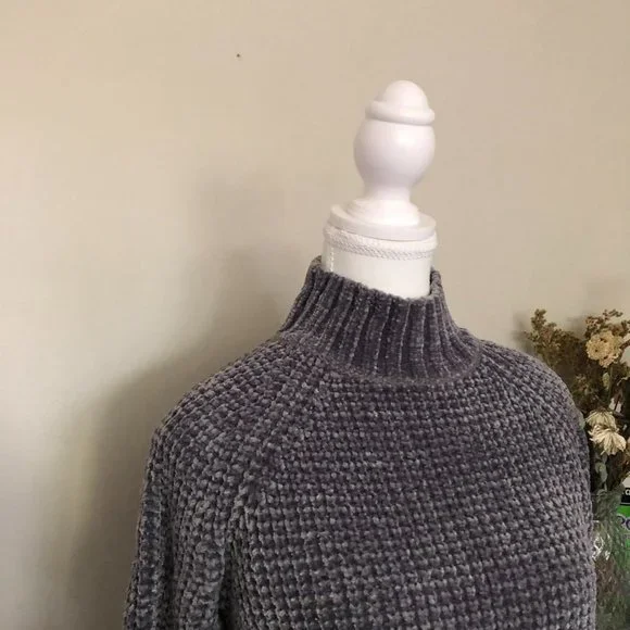 SOLD - Picture 3 of 4